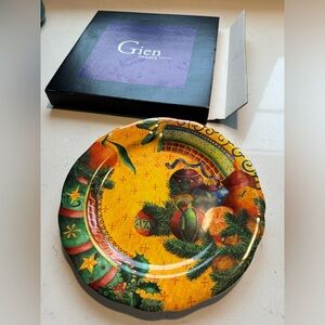 Gien France Christmas plate from Noel Gien’s 2000 collection.